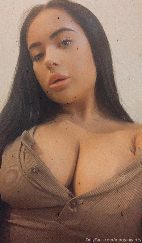 Morgan Gartry 裸の女優 写真