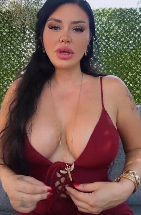 Ebru Polat ポルノスター ギャラリー