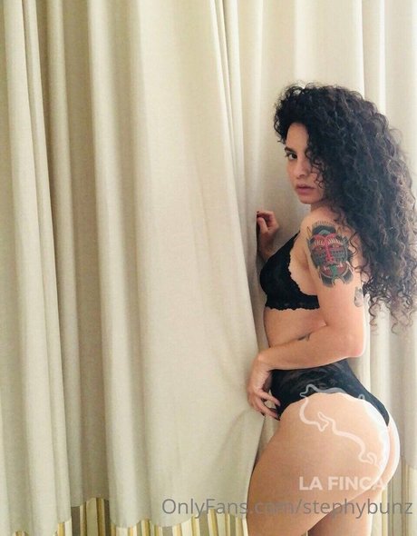Stephybunz ポルノスター 可愛い 写真