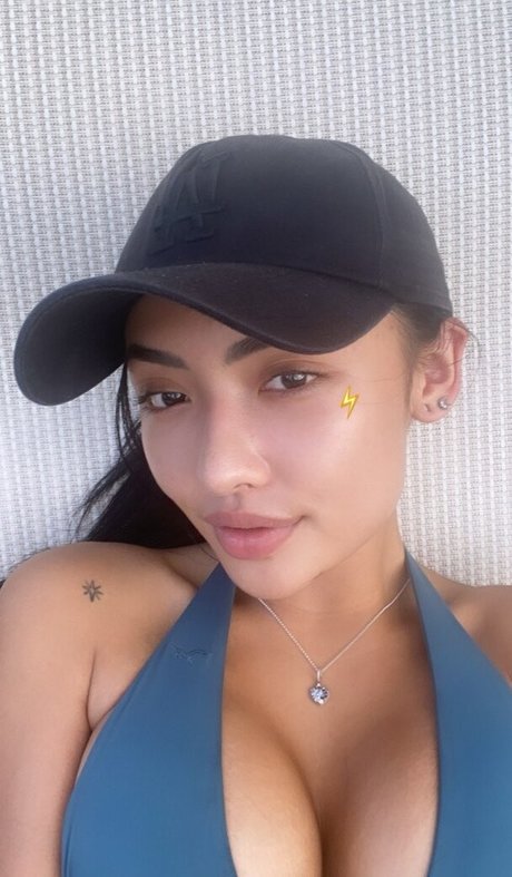 Latalzhang 裸の女優 写真