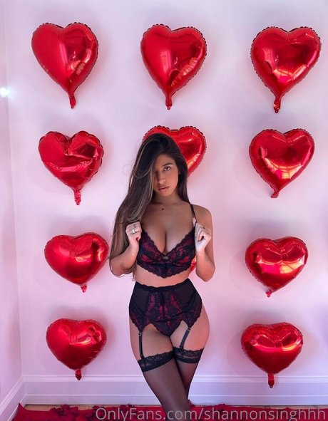 Alexa Campbell セクシーモデル 写真