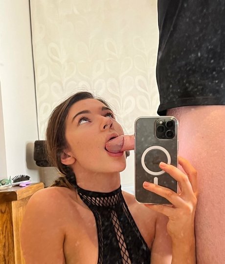 darciekate アダルトモデル 写真