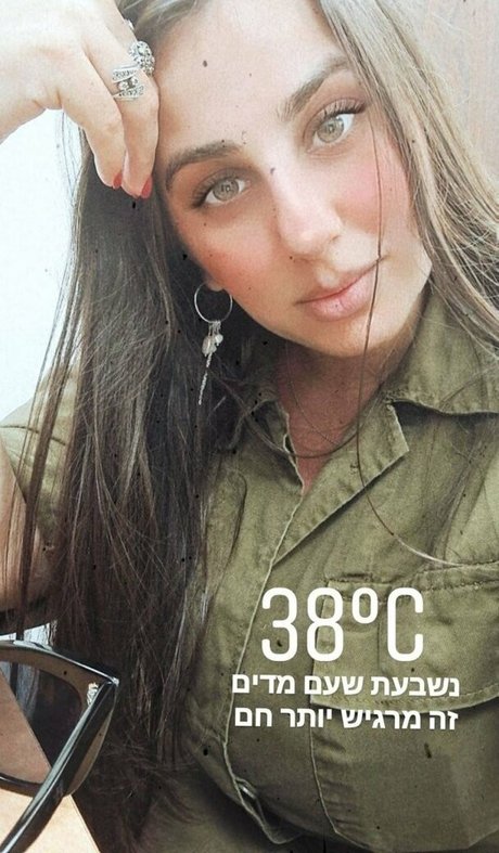 Sapir Sol エロティックなスター 写真