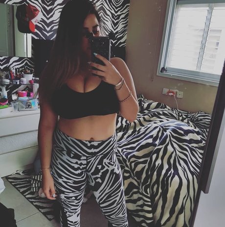Sapir Sol ホット女優 画像