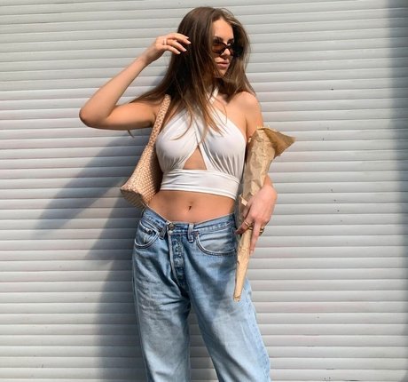 karlakubicaa トップスター 写真