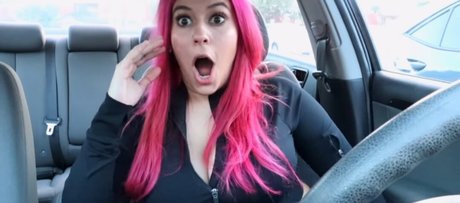Larissa Cambusano セクシーなポルノスター 写真