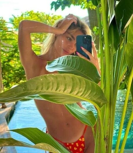 maya keyy ポルノスター ホット 写真