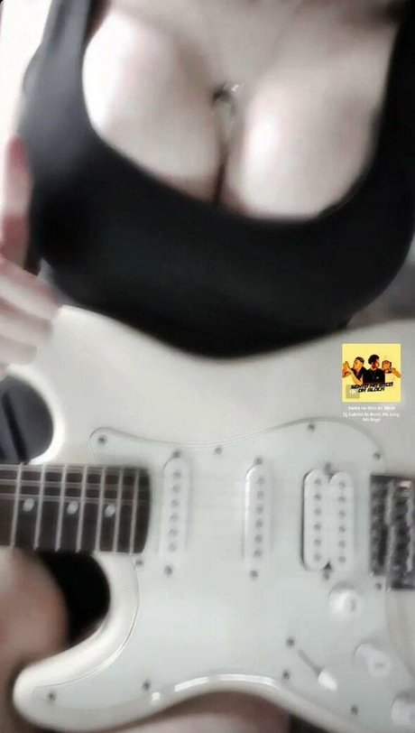 Antigremista Bialaurt HDポルノスター 画像