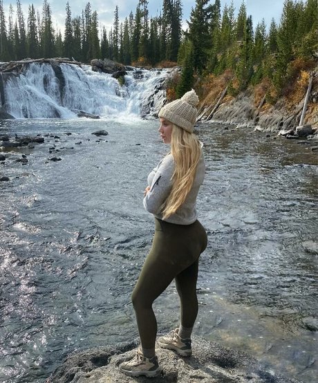 Elle Van Schaik アダルトスター 画像