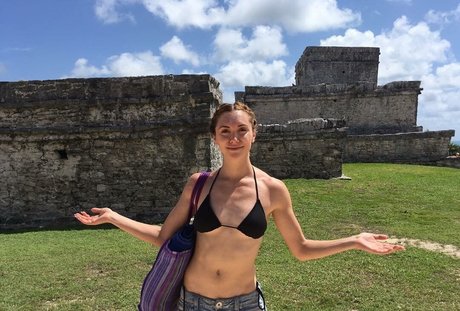 Alyson Stoner 美しいモデル 画像