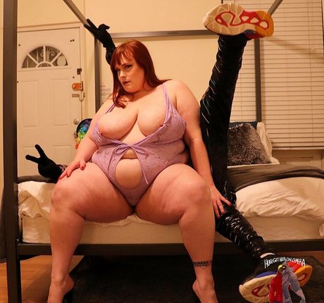 オタクガールオンリーファン セクシーヌード 写真