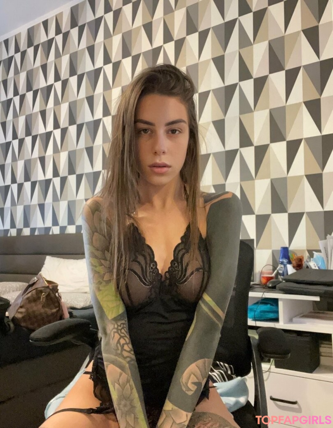 co ra lin 無料女優 写真