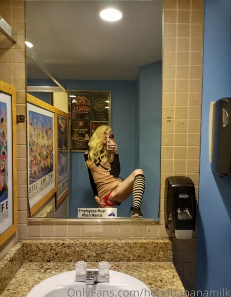 hotelbananamilk ポルノモデル 画像