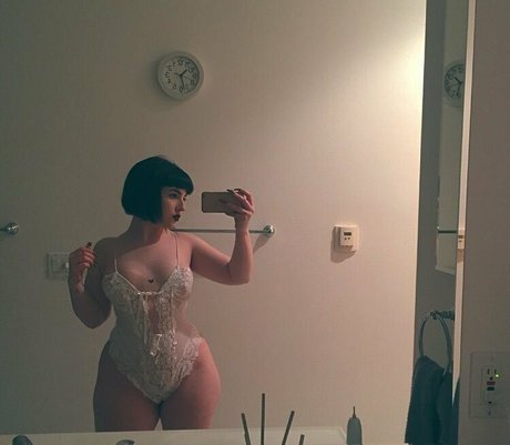 sadgalbri 完璧な女優 写真