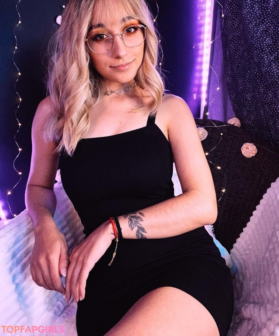 Maya ASMR 美しいスター 写真