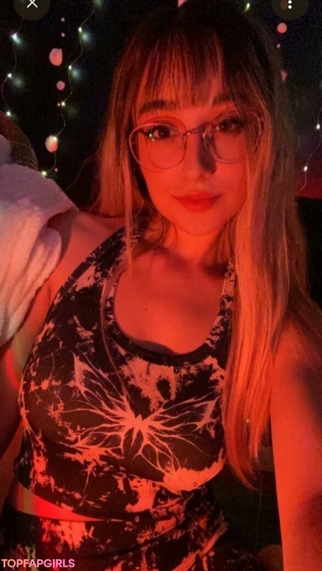 Maya ASMR ポルノスター セクシー 写真