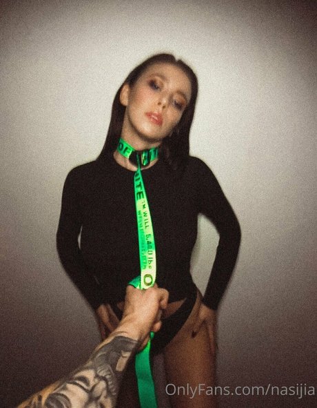 nasijia 96 ヌードのポルノスター 写真