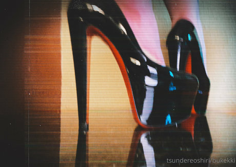 bukekki ヌードのポルノスター 写真