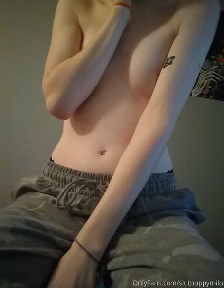 slutpuppymilo 無料スター 写真