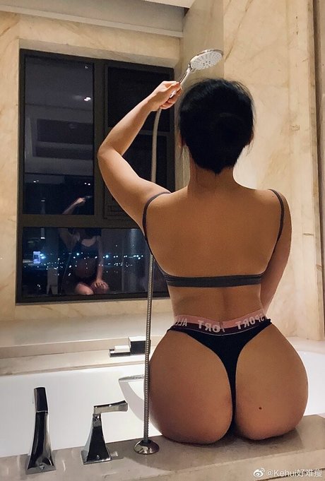 luankehui ヌード女優 写真