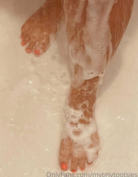 mytinytootsies ポルノスター 画像