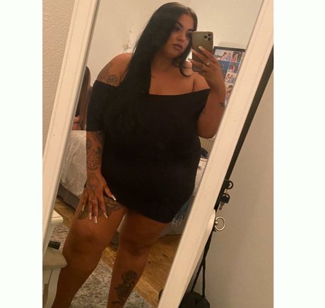 meg bxxx ヌードモデル 写真