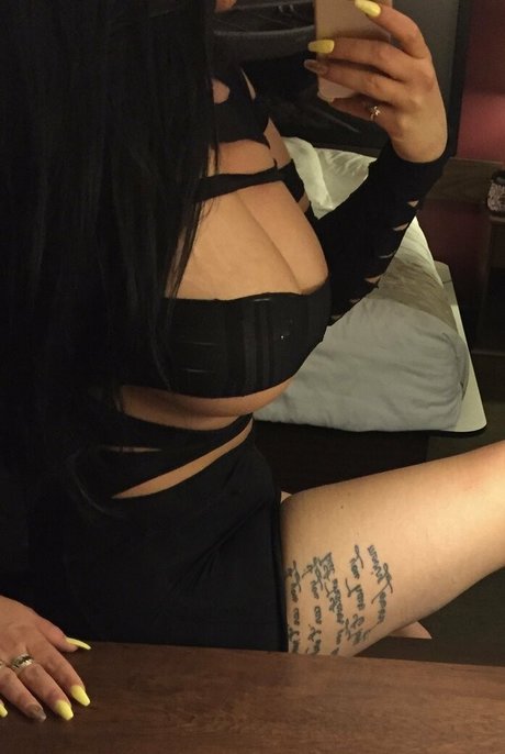 amandadivine ポルノスター 写真