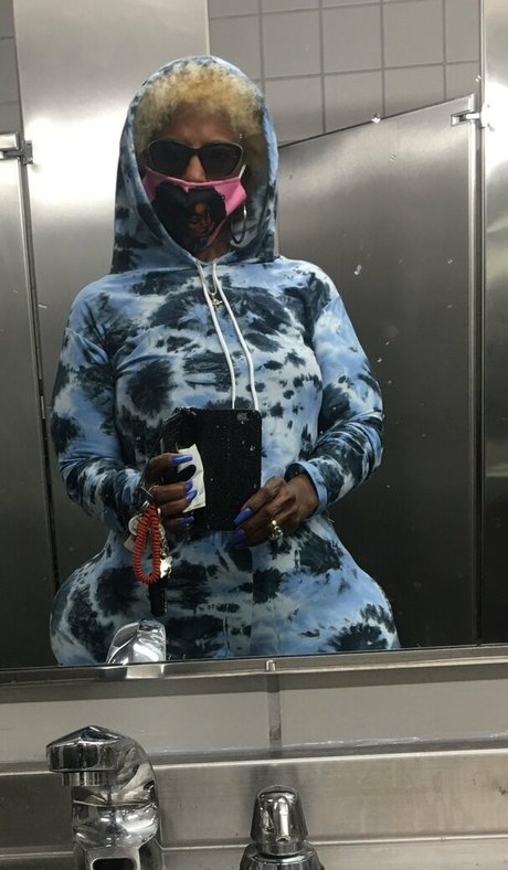 msphat70 ポルノモデル 写真