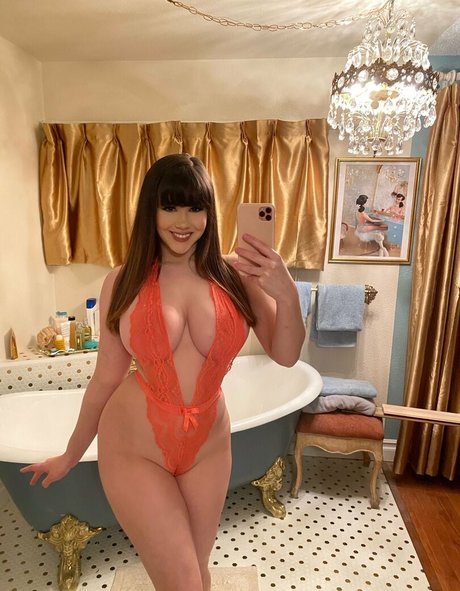 clairesinclairxo スター 裸 ギャラリー