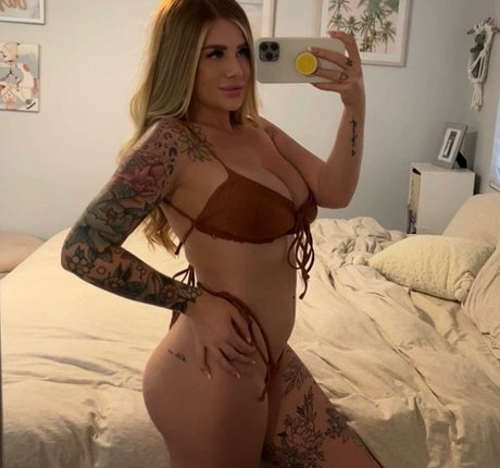 Kyleen Irvine ポルノスター パーフェクト 画像