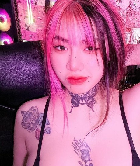 Irenkampong1 ポルノスター 写真