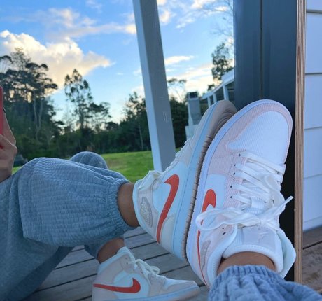 ellaredmond エロティックモデル アーカイブ