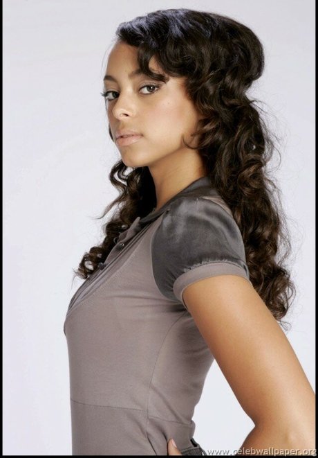 Amber Stevens West かわいいポルノスター アーカイブ