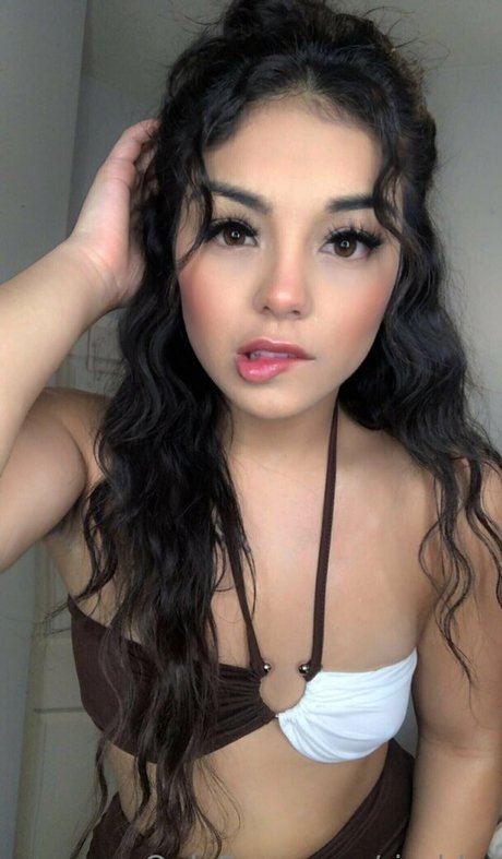 rissbby ポルノスター 写真