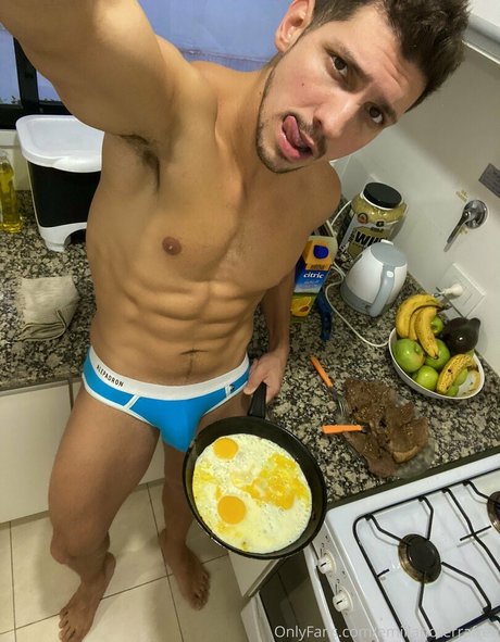 emiliano terra 完璧なポルノスター アーカイブ