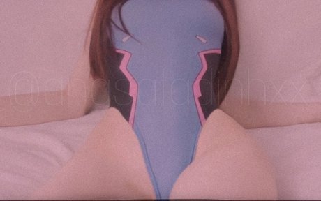 anasafadinhxx 裸のモデル 写真