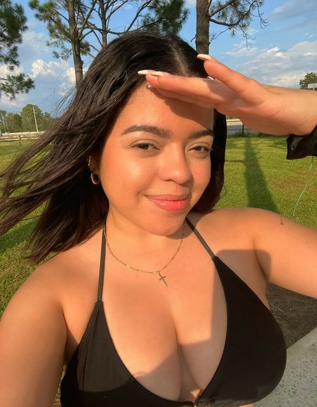 小さなお尻のOnlyFans ポルノ 写真