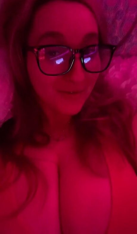 Angelina C ヌードモデル 写真