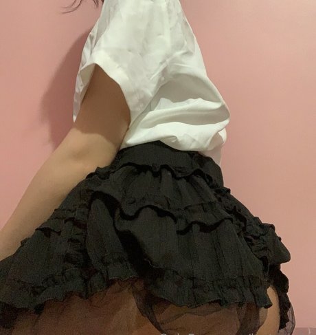 Lostyzinha エロティックなスター 画像