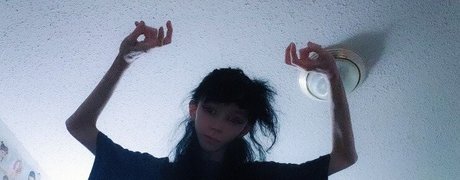 Monimusume アダルトモデル 写真