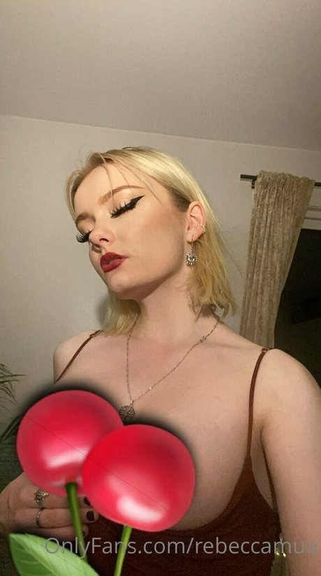 rebecccamua トップモデル 画像