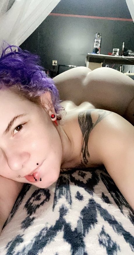 ashkitty 裸のモデル 写真