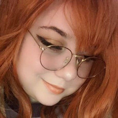 Mintylux ポルノスター 写真