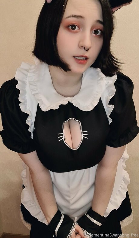 clementinaswansong free ポルノスター 独占 写真