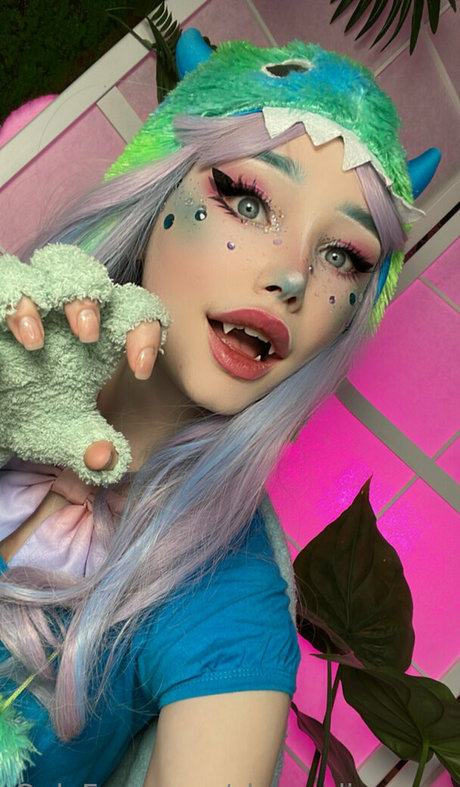 SleepyDinosaur アダルトモデル 写真