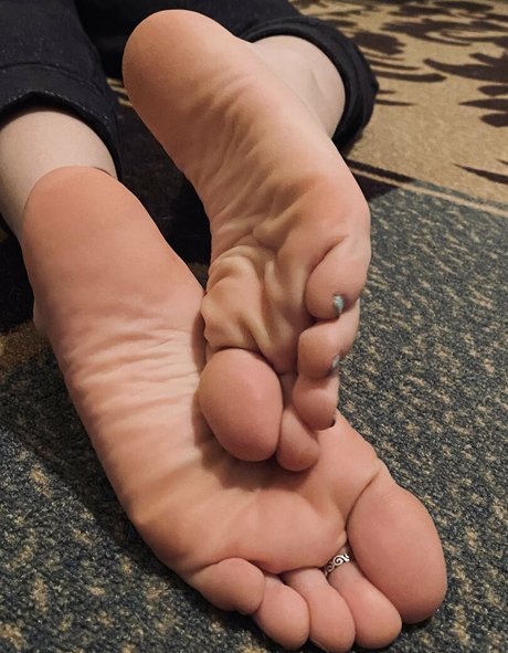 leahjonessxo 無料モデル 画像