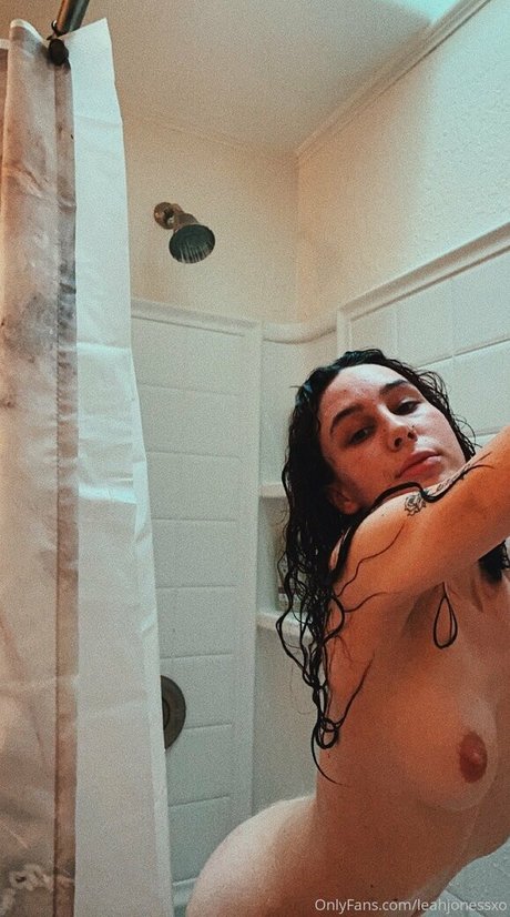 leahjonessxo ヌードモデル 写真