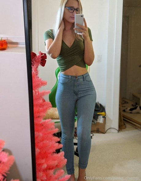 pawg champ ポルノスター 写真