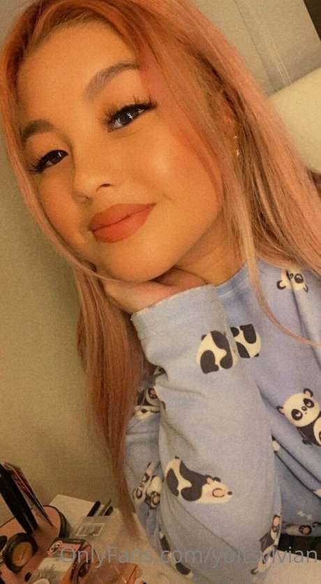 yoitsvivian 最高のモデル 写真