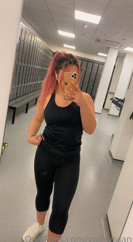 yoitsvivian トップポルノスター 写真